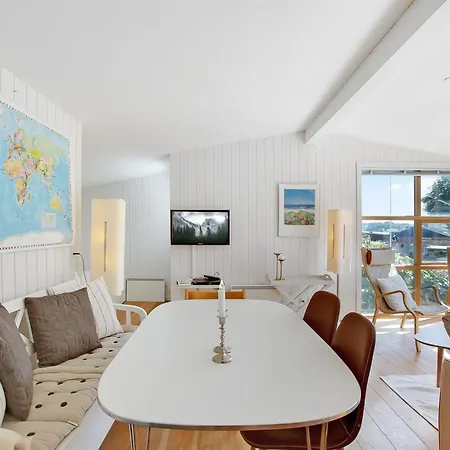 Veselin - 100m From The Sea By Interhome *